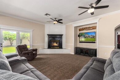 5 GREAT ROOM