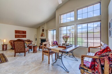 Living/Dining Area