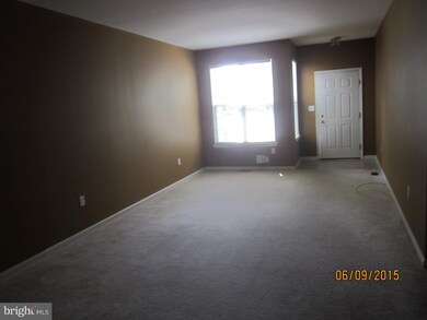 211 Chancellor Dr, Woodbury, NJ 08096 - photo 4