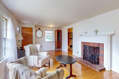 7 Guilford Rd, Milton, MA 02186 - photo 4