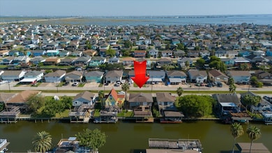 170 Barracuda St, Hitchcock, TX 77563 - photo 5