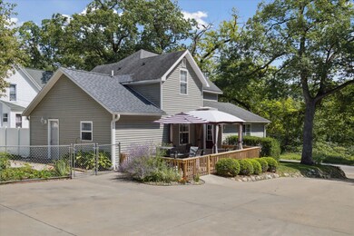 36-1232-W-Main-St-Ionia-MI-48846-WindowS