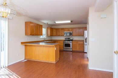 Kitchen_2801-SMALL