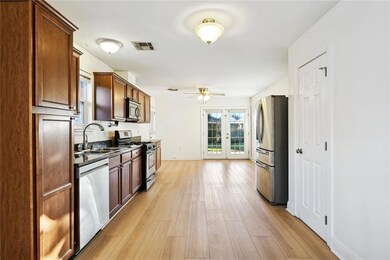 6548 Pontchartrain Blvd, New Orleans, LA 70124 - photo 3