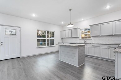 214 Hurley Ave, Gladewater, TX 75647 - photo 6