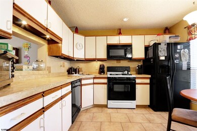 96 Shawnee Place unit 15B, Galloway, NJ 08205 - photo 5