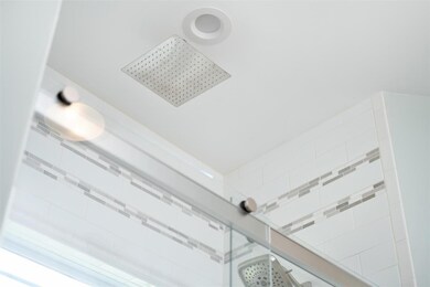 190 Montgomery Rd, Staunton, VA 24401 - photo 6