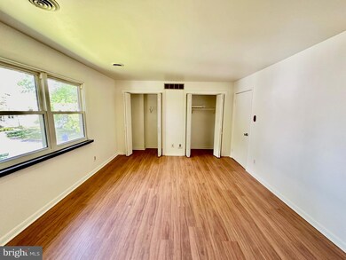 110 E 40th St, Wilmington, DE 19802 - photo 4