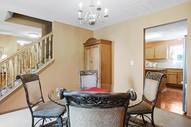 Formal Dining