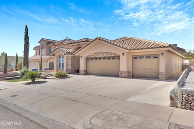 12521 Paseo Alegre Dr, El Paso, TX 79928 - photo 3