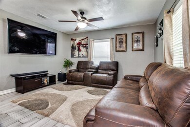 3462 Schwartz Ave, Fort Worth, TX 76106 - photo 5