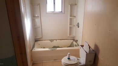 120 Stroud Ct, Dingmans Ferry, PA 18328 - photo 6