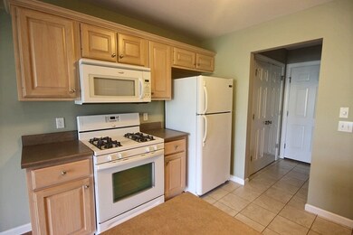 4886 Wintergreen Way, New Haven, IN 46774 - photo 2