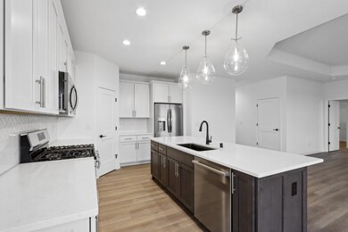 1691 Hammock Ln 06 Open Concept
