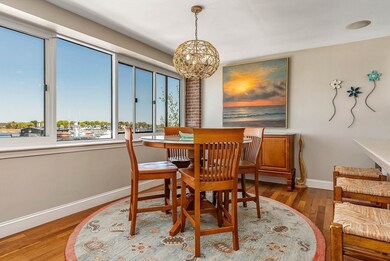 58 Merrimac St unit 2-2, Newburyport, MA 01950 - photo 6