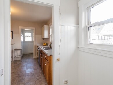 14 Aldie St unit 2, Allston, MA 02134 - photo 4