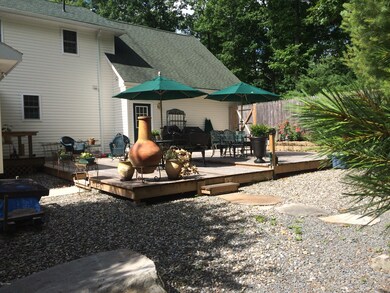 21 Holiday Dr, Hawley, PA 18428 - photo 6