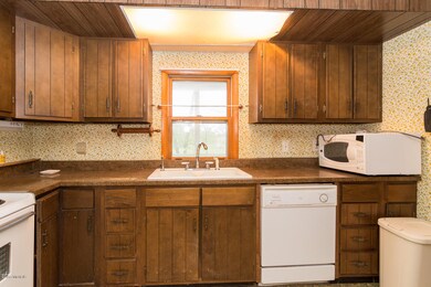 2563 Juniper Rd Niles MI 49120-large-005