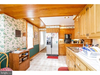 4617 Almond St unit 21, Philadelphia, PA 19137 - photo 6