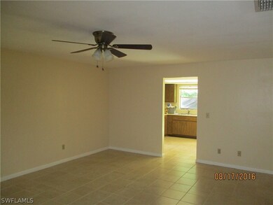 Large Livingroom all tiled