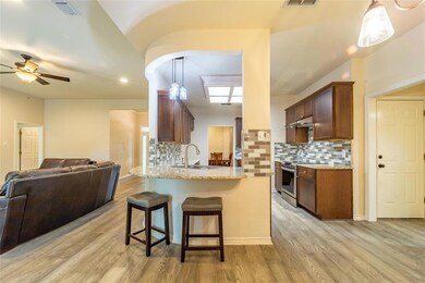 5305 Tioga Ct, Granbury, TX 76049 - photo 7