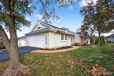 2432 Claymoor Dr, Chesterfield, MO 63017 - photo 7