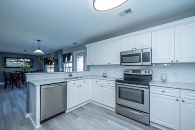 3069MapleleafDr09