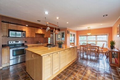 1110 W Roxbury Pkwy, Chestnut Hill, MA 02467 - photo 6