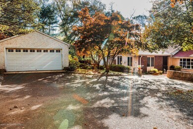 615 Oak Hill Rd, Middletown, NJ 07748 - photo 5