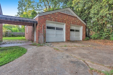 2035 Commodore Cir, Montgomery, AL 36106 - photo 3