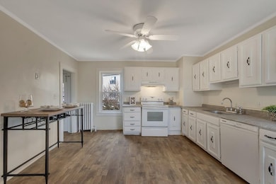 28 Wade Ave unit 30, Woburn, MA 01801 - photo 4