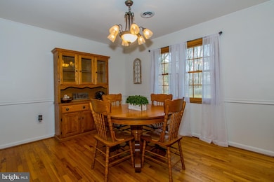 614 Blankner Rd, Sykesville, MD 21784 - photo 7