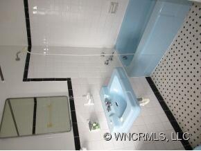 Master BR bath
