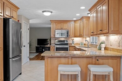 13 Towpath Dr, Wilmington, MA 01887 - photo 5