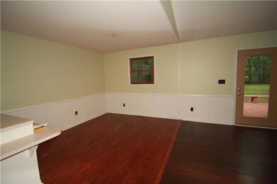 800 Gilley Cir, Manchester, TN 37355 - photo 6