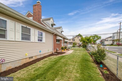 1242 E 13th St, Crum Lynne, PA 19022 - photo 5