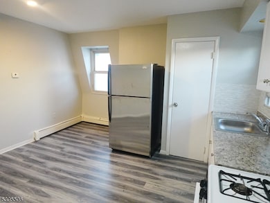 510 Morris Ave unit 512, Elizabeth, NJ 07208 - photo 2