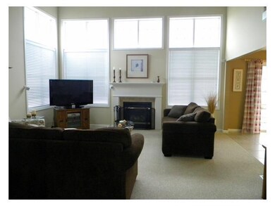 Great Room Bright and open 17x17 Great Room with G