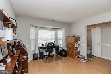 1491 Chatham Ct unit 63, Crofton, MD 21114 - photo 4