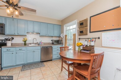 7471 Swan Point Way, Columbia, MD 21045 - photo 4