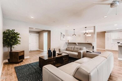 Family Rm open to Bar