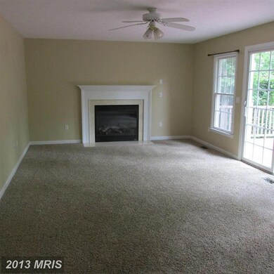 23196 Cherry Hill Ct, California, MD 20619 - photo 4