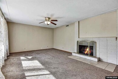 920 E Ellendale Ave, Dallas, OR 97338 - photo 4