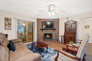 160 Cooper St unit A18, Hot Springs National Park, AR 71913 - photo 5