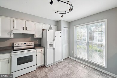 11509 Apperson Way, Germantown, MD 20876 - photo 4