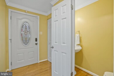 8940 Waites Way, Lorton, VA 22079 - photo 4
