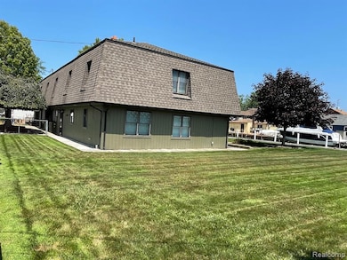 46070 Edgewater St, New Baltimore, MI 48047 - photo 6