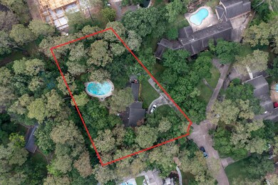 11902 Doncaster Rd, Houston, TX 77024 - photo 2