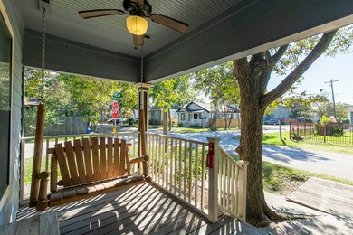 602 Archer St, Houston, TX 77009 - photo 3