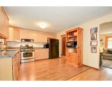 12 Woodbine Rd, Billerica, MA 01821 - photo 5